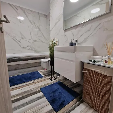 M&a Apartment