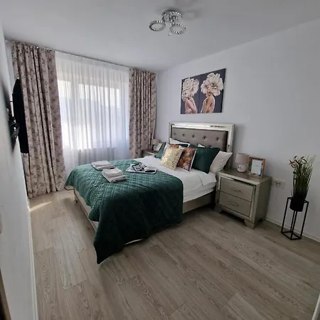 M&a Apartment *